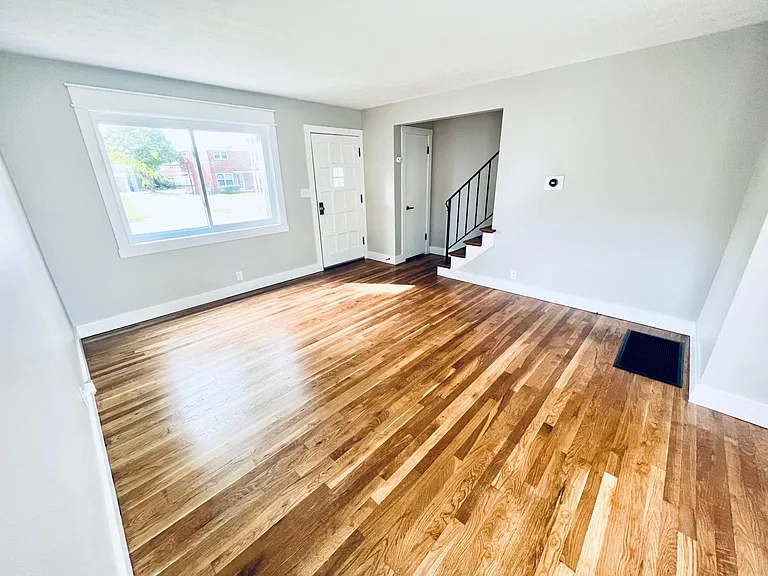 1852 Langham Rd — Photo 7