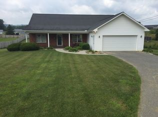 369 E Bailey Rd, Lewisburg, WV 24901