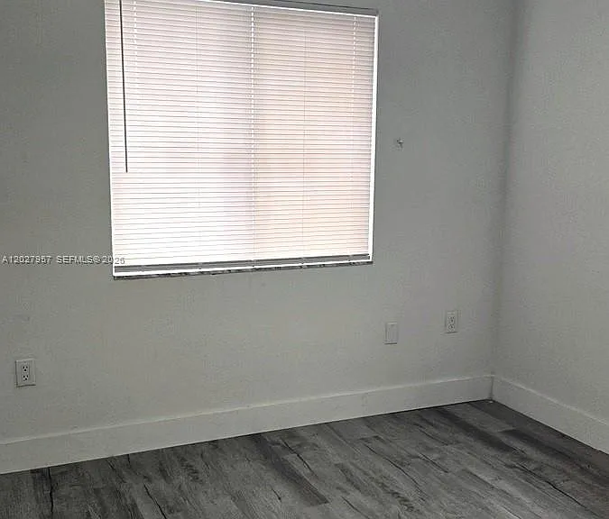 4952 NW 21st Ave — Photo 14