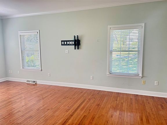 2nd image of 705 California Ave