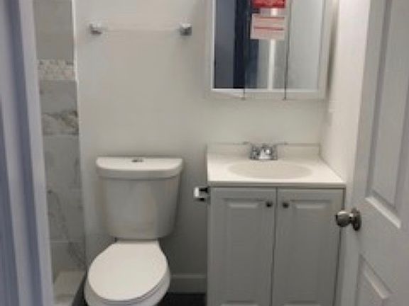 5th image of 1141 S Western Ave APT 3