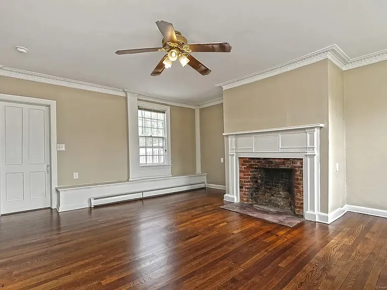 562 Amity Rd #D — Photo 3