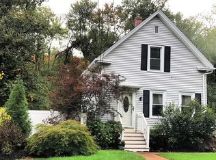 31 Brownell St, Attleboro, MA 02703