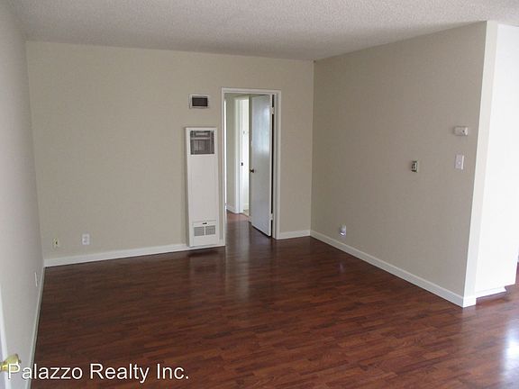 2nd image of 459 Orange Ave APT 1