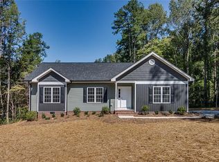 1145 Heathwood Dr, Randleman, NC 27317