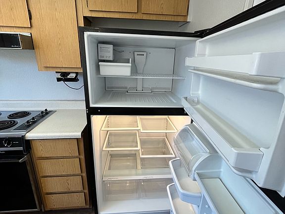 3rd image of 2826 E Beck Ln #4-1