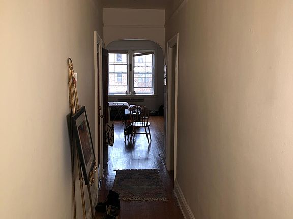 3rd image of 170 Irvington Ave APT 302