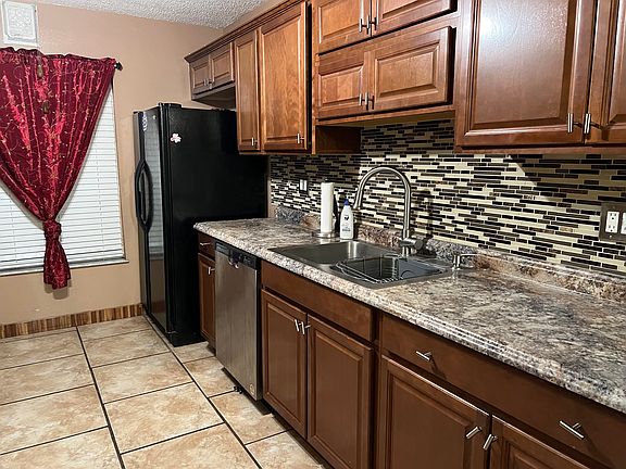 5th image of 8029 Caraway Dr #K