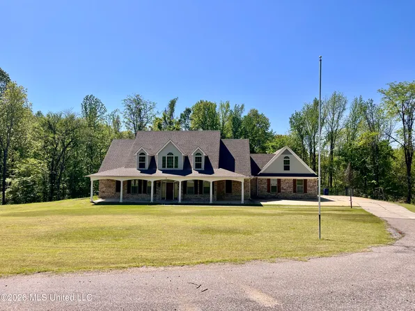 9545 Green River Rd, Lake Cormorant, MS 38641