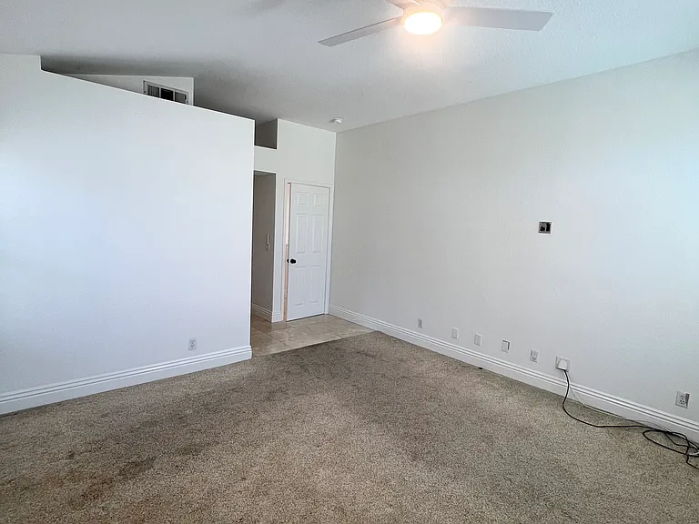 17 Belcrest — Photo 12