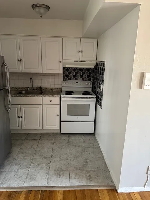 Building Photo - 371 Johnson Ave #C2