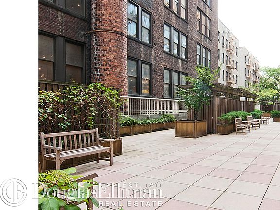 2nd image of 200 W 26th St APT 11B