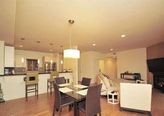 4th image of 5227 Denny Ave #102