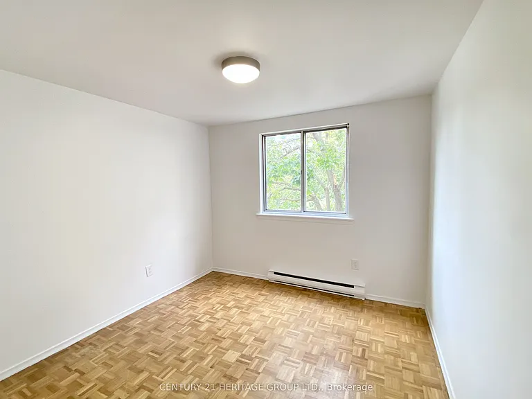 7555 Goreway Dr #155 — Photo 10