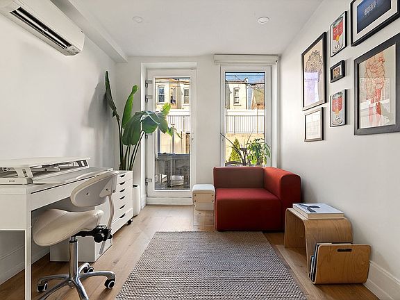 4th image of 237 Rutland Rd #1B
