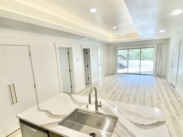6025 E Emigration Canyon Rd, Salt Lake City, UT 84108
