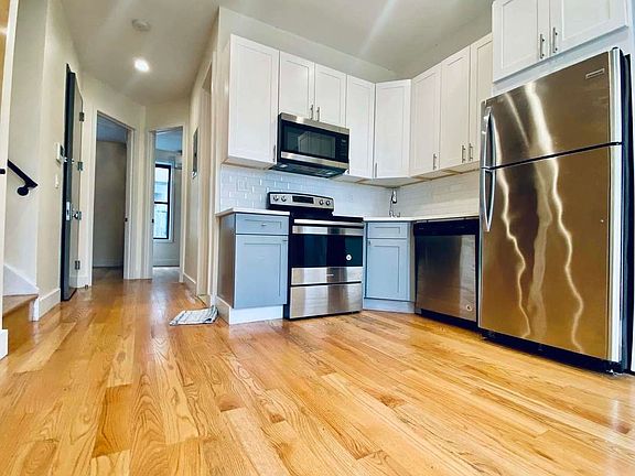 3rd image of 1215 Flatbush Ave #B