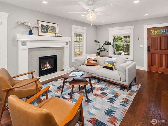 4th image of 5007 46th Avenue SW