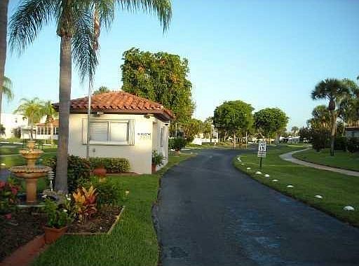 2nd image of 2541 Boundbrook Blvd APT 104