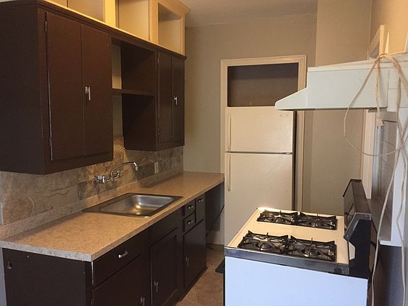 4th image of 26 Kerwin Matthews Ct APT 1