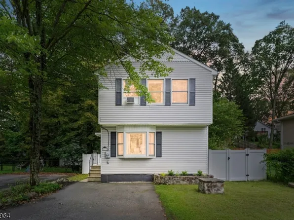 33 Williams Trl, Hopatcong Boro, NJ 07843
