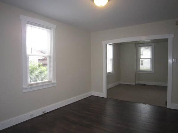 4th image of 203 W Frederick St