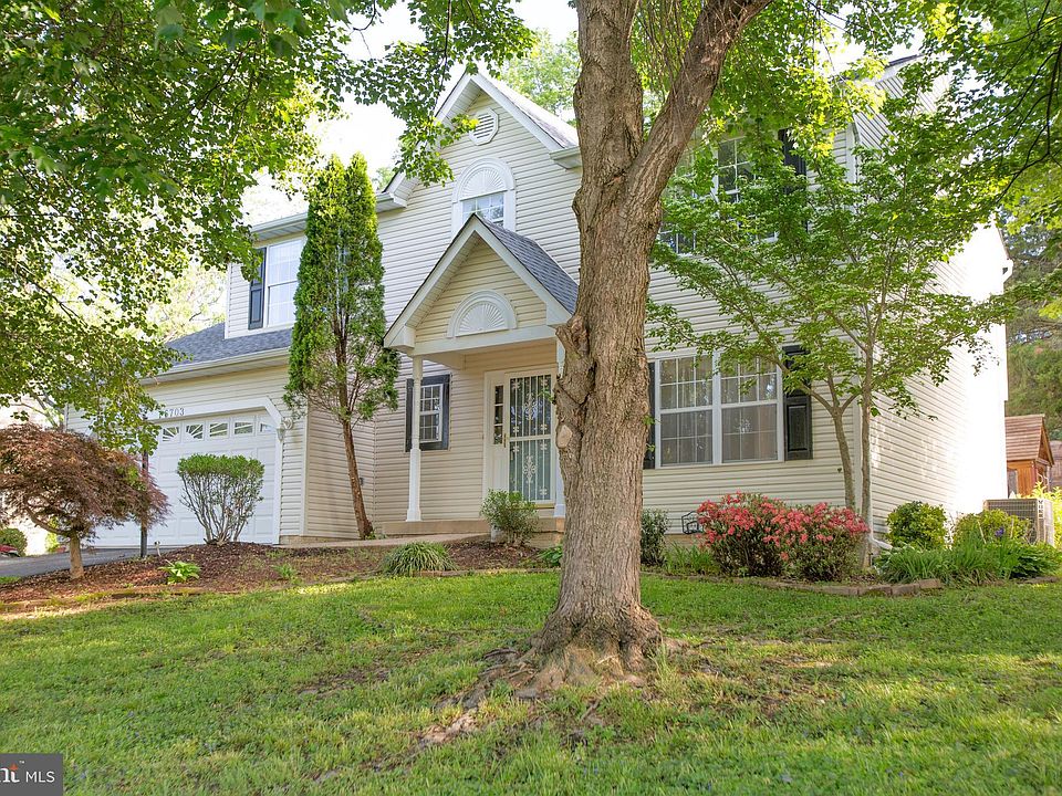 1st image of 6703 Farmstead Ln