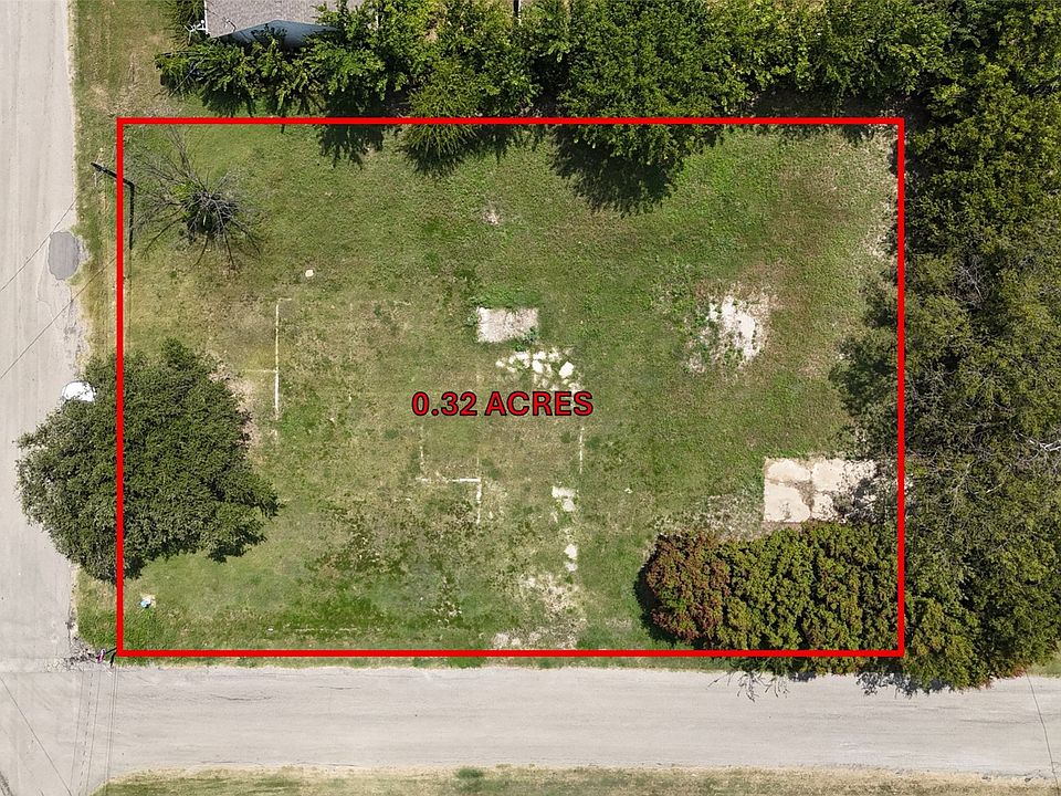 2nd image of 212 N Arizona Dr