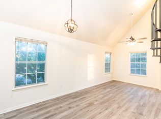 3001 Whisper Oaks Ln #A-B, Georgetown, TX 78628