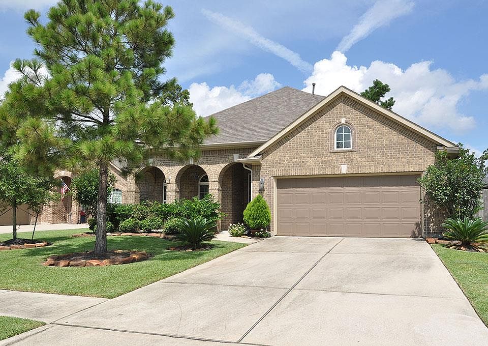 1st image of 13719 Parkers Cove Ct