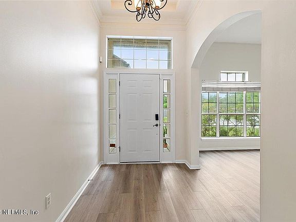 2nd image of 1303 RED MAPLE Court