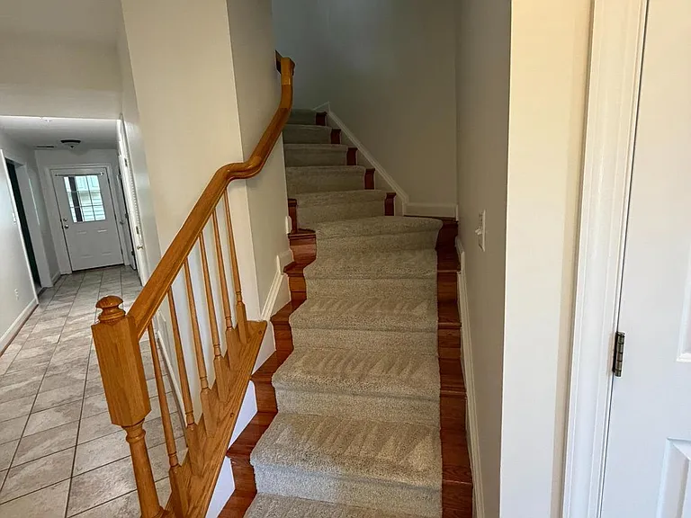 10631 Sandown Way — Photo 12