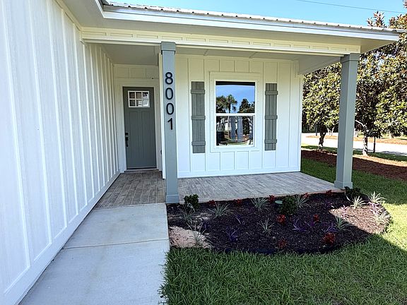 3rd image of 8197 Carmel Cir