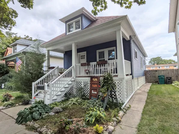 554 Maple St, Wyandotte, MI 48192