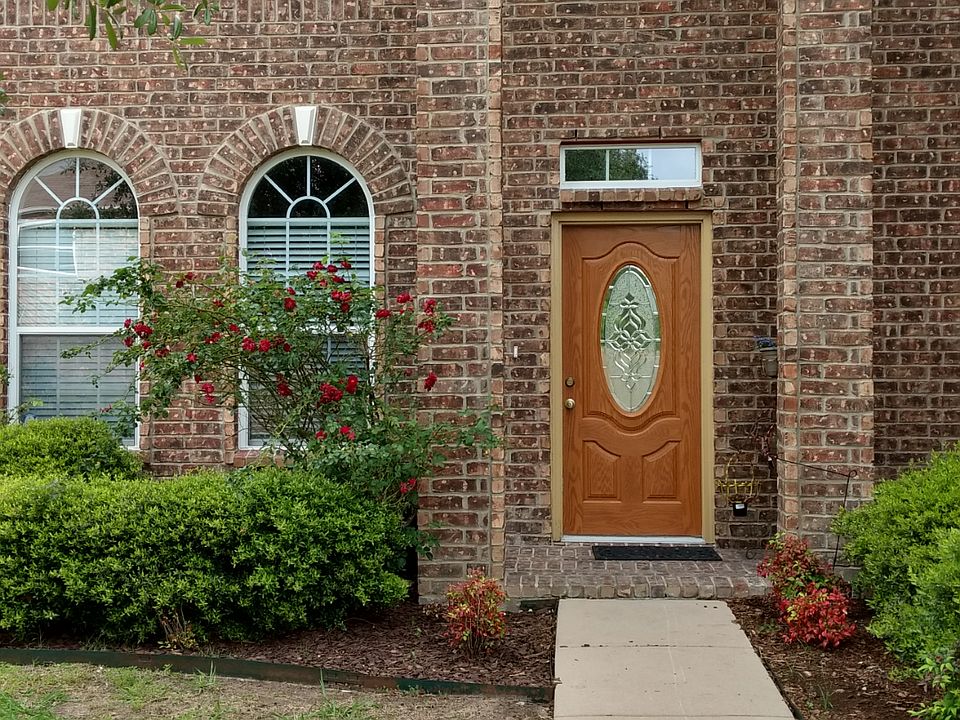 1st image of 8311 Brigalow St
