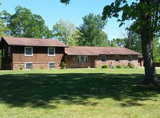 1907 New Stone Ridge Rd, Ripley, WV 25271