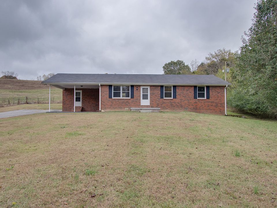 1st image of 31 School House Cir