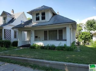1611 W 6th St, Sioux City, IA 51103
