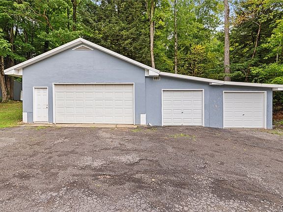 5th image of 204 Johnson Rd