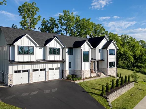218 Ivy Hill Dr, State College, PA 16801