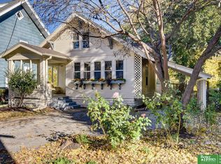 911 N 50th St, Omaha, NE 68132