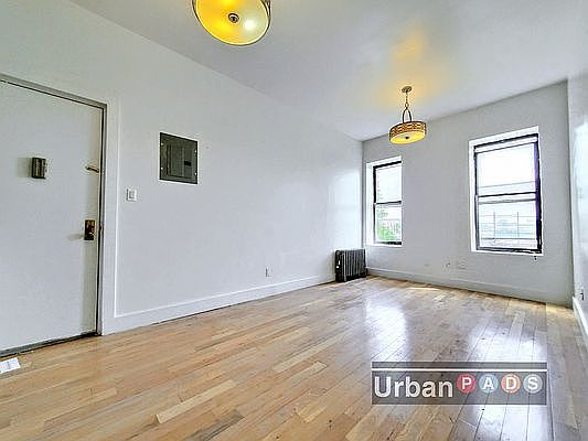 5th image of 1236 Pacific St APT 2F