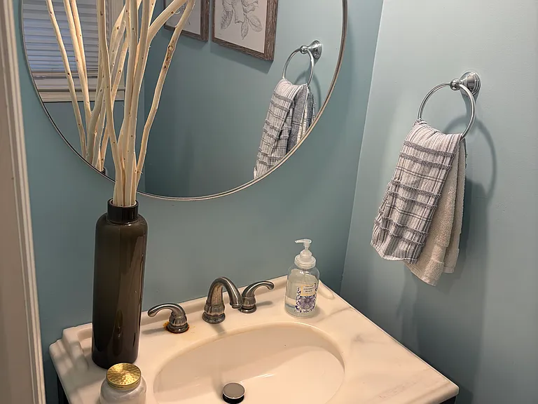 4924 Maplewood Dr — Photo 9