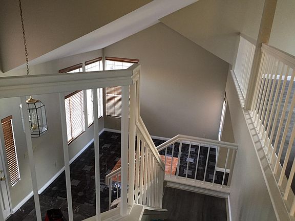 5th image of 12839 Fontainebleau Dr