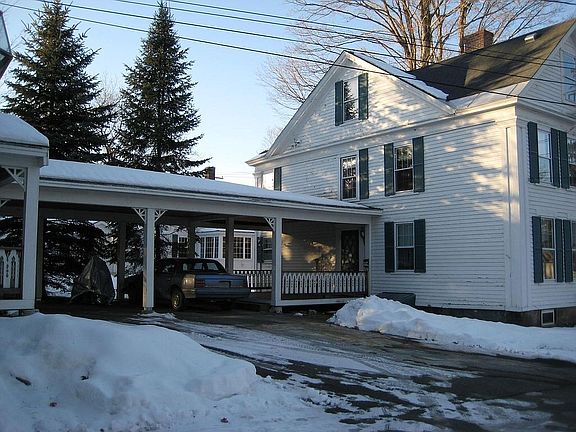 Connecting carport