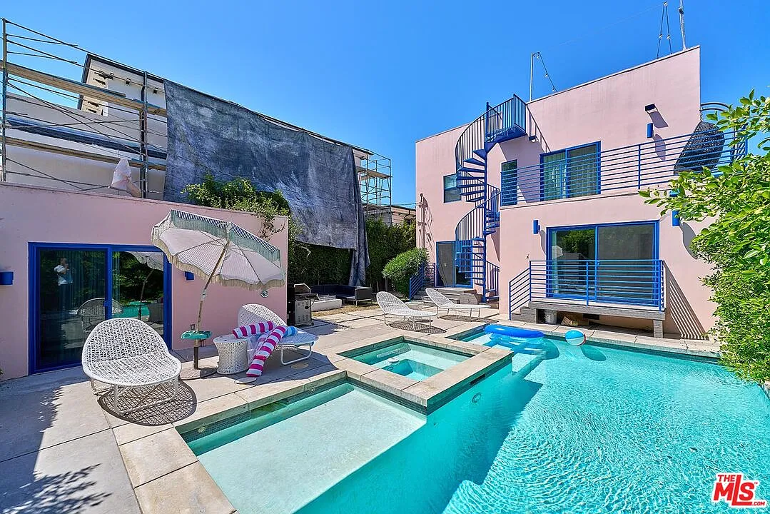 5 bed, 6.0 bath, 3474 sqft, $9,500 — Photo 3