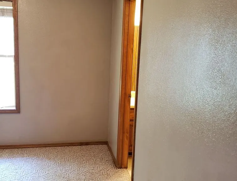 3295 W Rockwood St — Photo 23