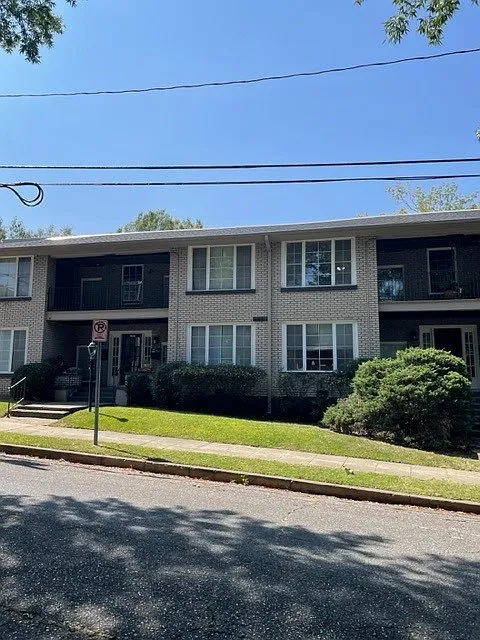 1 bed, 775 sqft, $980 — Photo 2