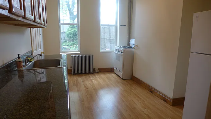 Rented by Garfield Realty  | media 47