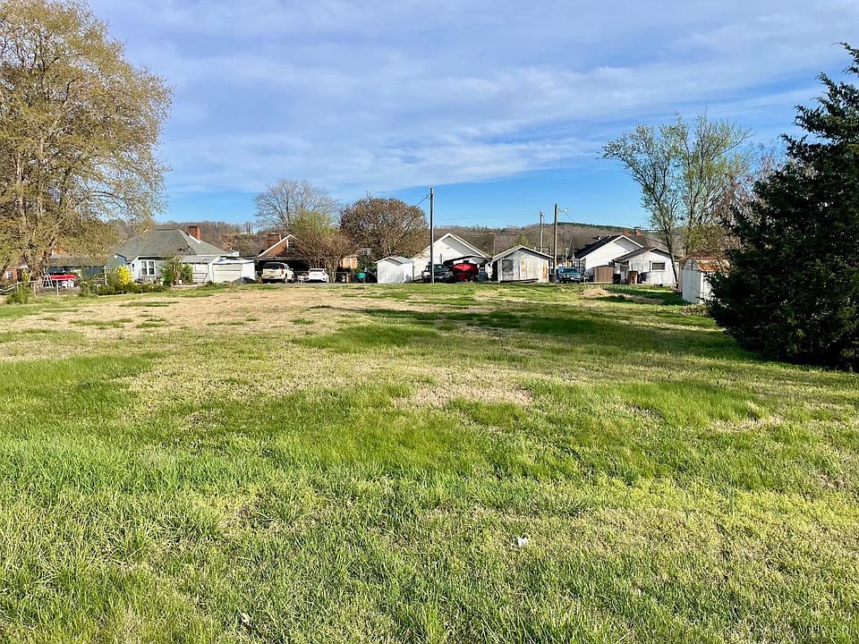 1st image of 13 8th St Lot 13